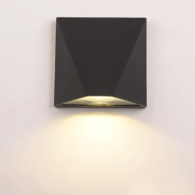 Sleek Black LED Wall Light - 5W Waterproof Aluminium Outdoor Lamp