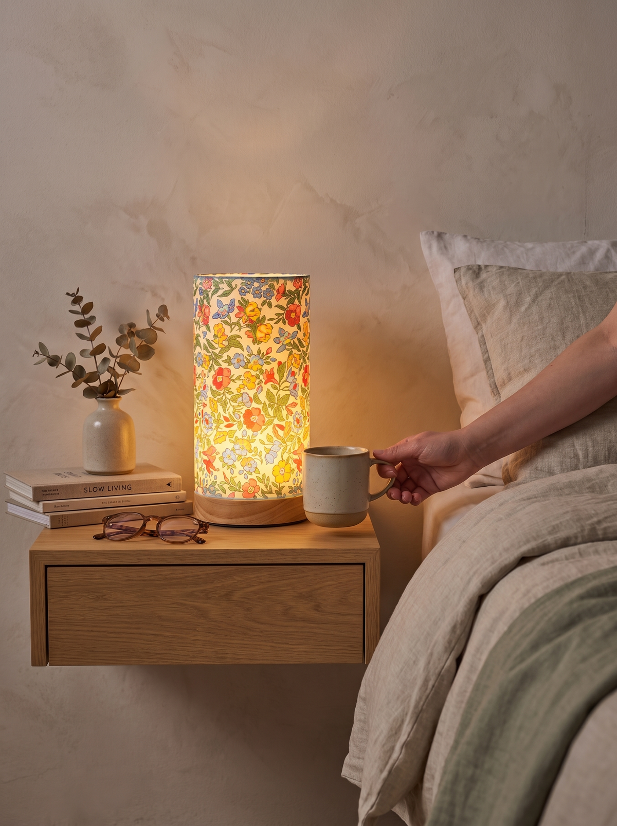 Sleek Modern Wooden Table Lamp modern timber lines