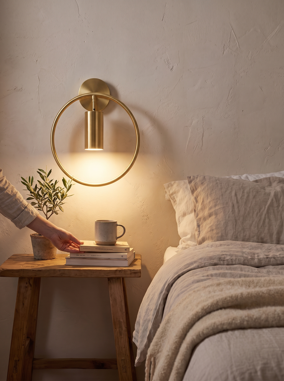 Halo Wall Light minimalist ring detail